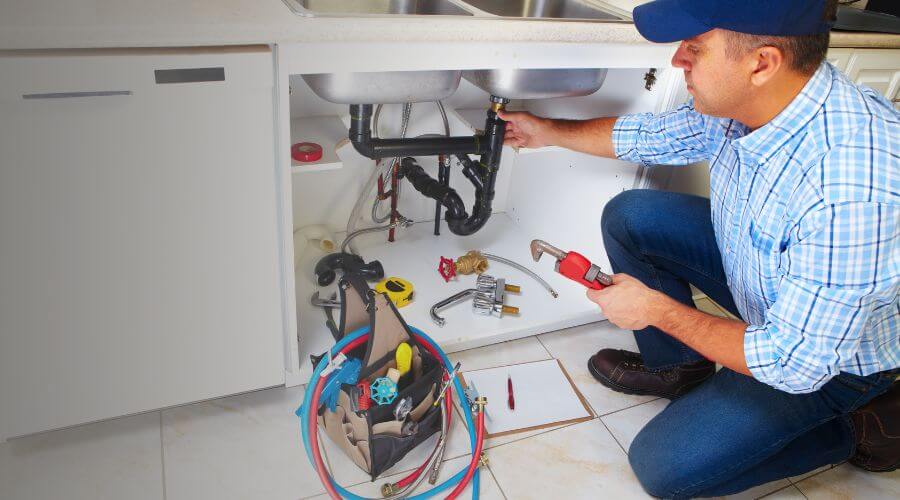 Expert burst pipe repair services in Webb, AL